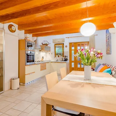 Apartments Villa Camellia - Adults Only Supetar Exterior photo