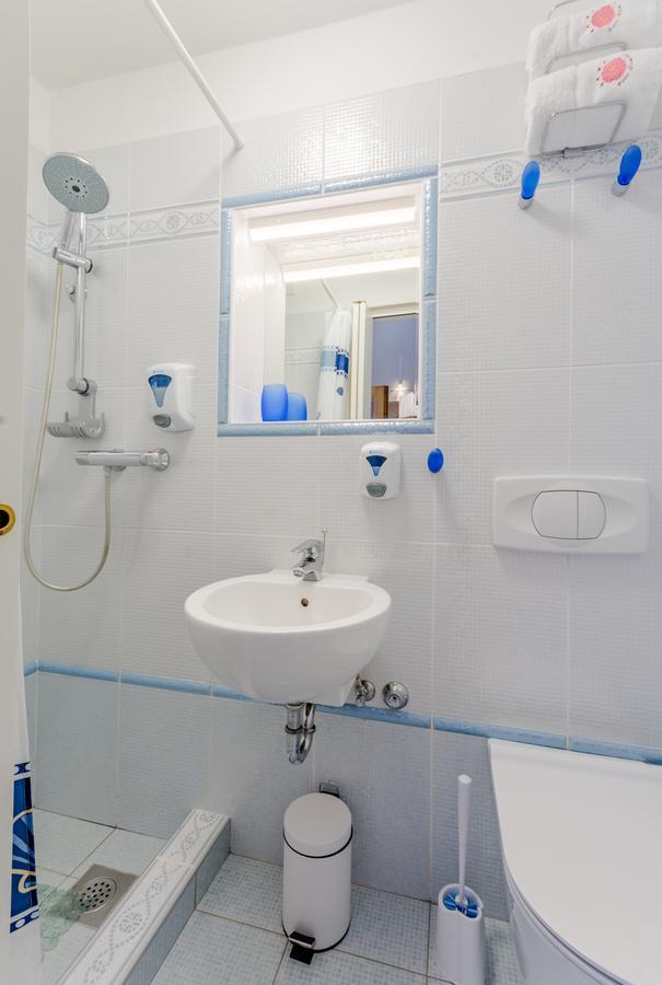 Camellia - Adults Only Apartment *