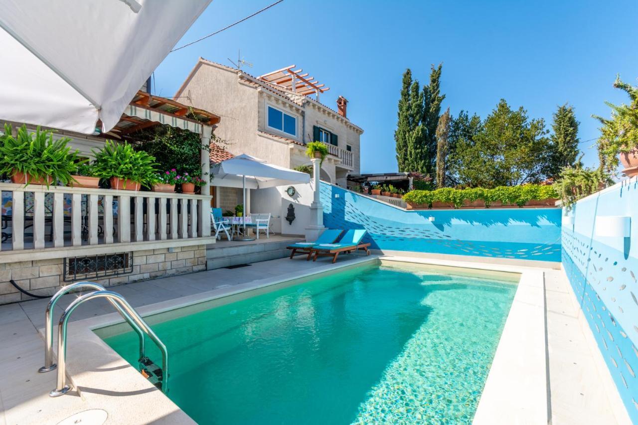Camellia - Adults Only Apartment Supetar
